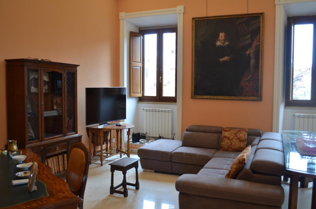 Elegante Appartamento Nel Centro Di Roma Zewnętrze zdjęcie